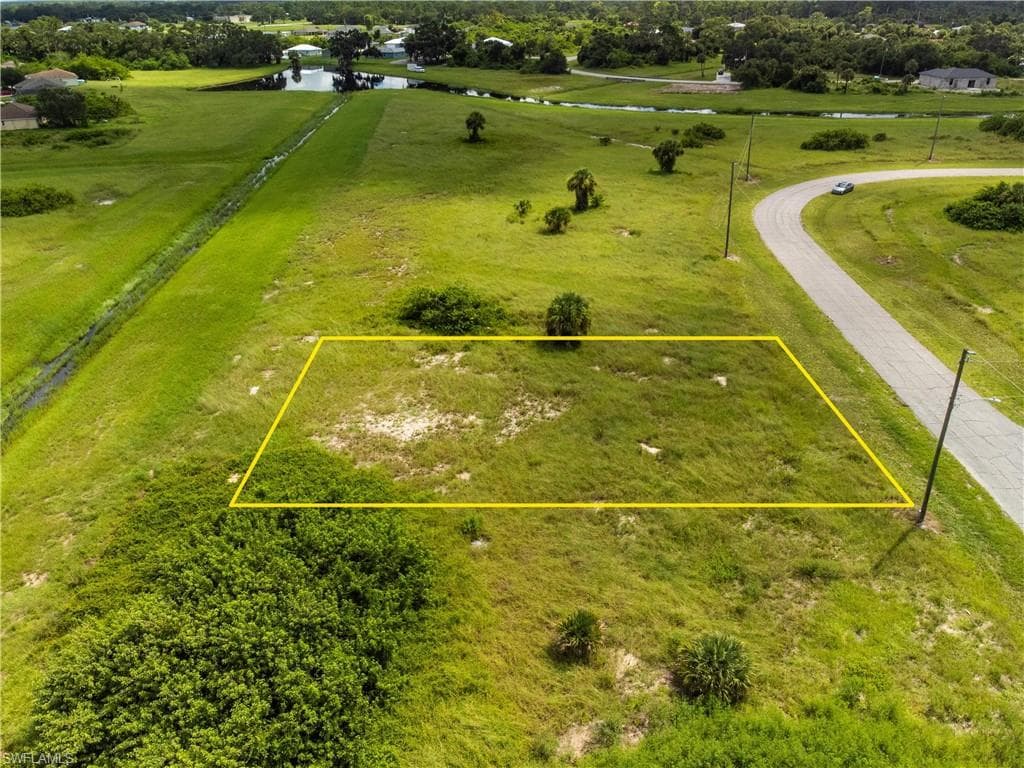 3027 NW Beechwood CIR LABELLE, FL 33935