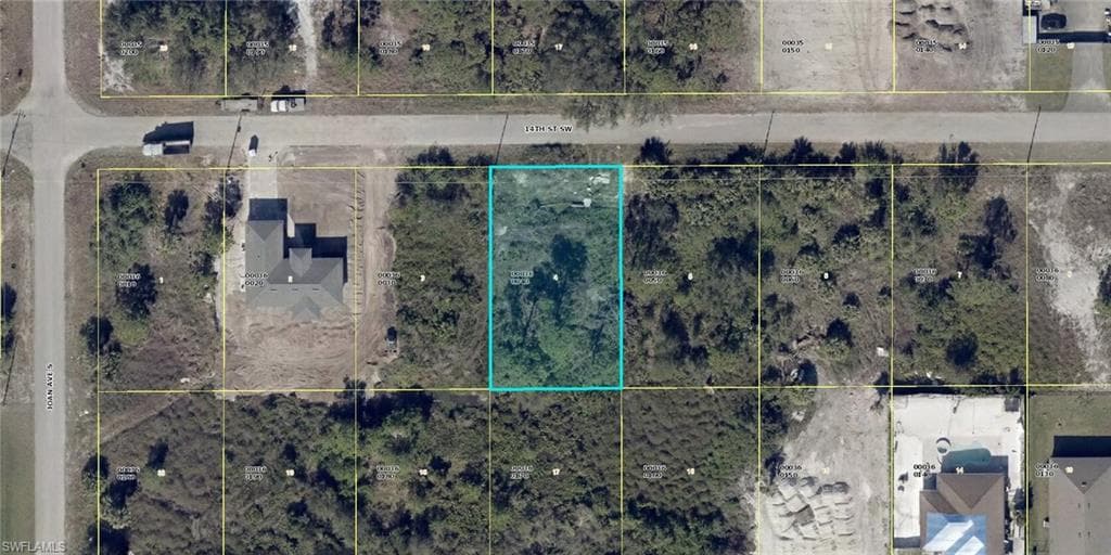 2913 14th ST SW LEHIGH ACRES, FL 33976