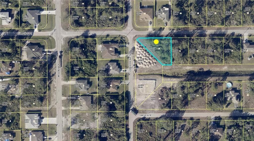 820 Carbon ST E LEHIGH ACRES, FL 33974