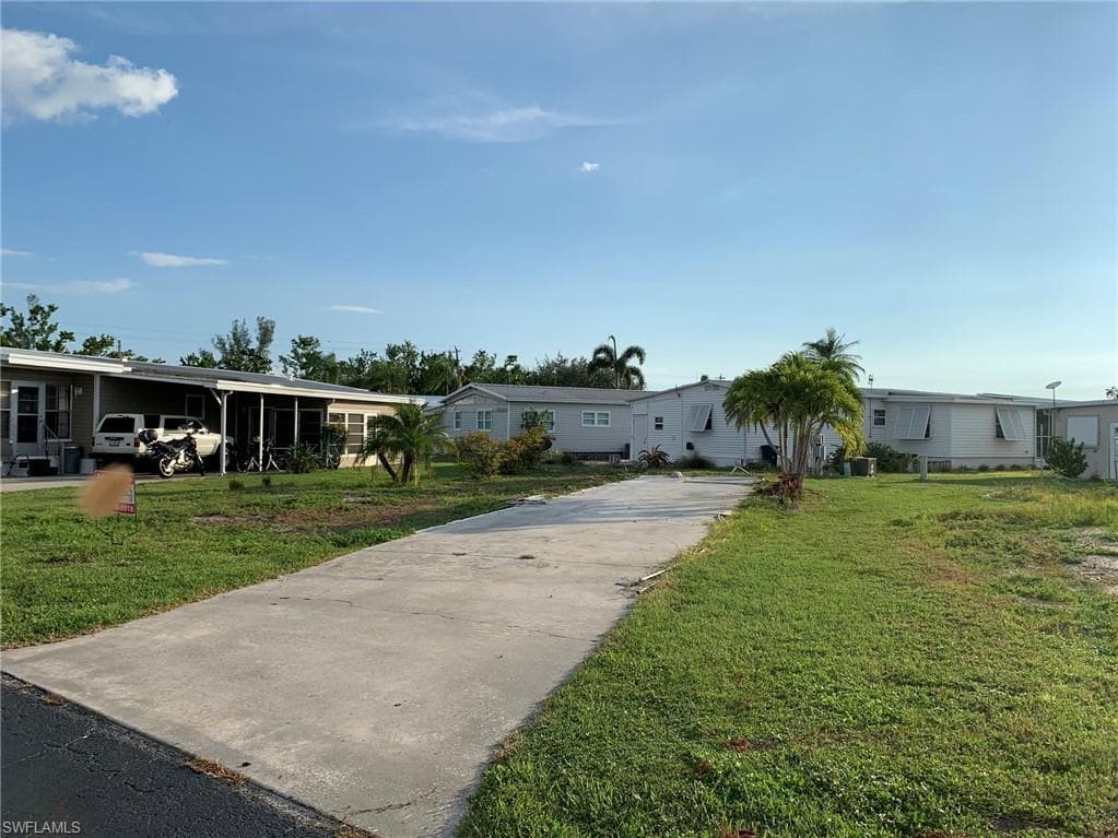 355 Mattie AVE FORT MYERS, FL 33908