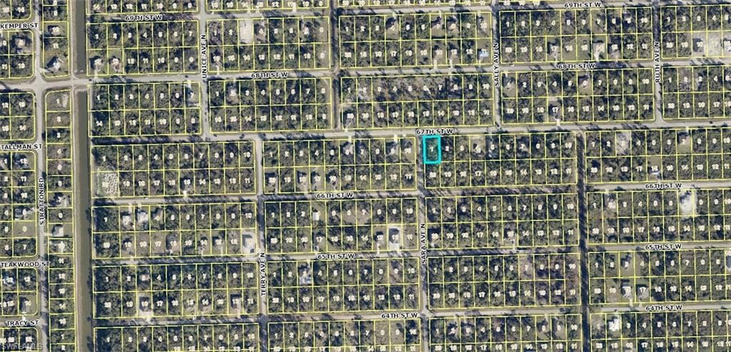 3419 67th ST W LEHIGH ACRES, FL 33971