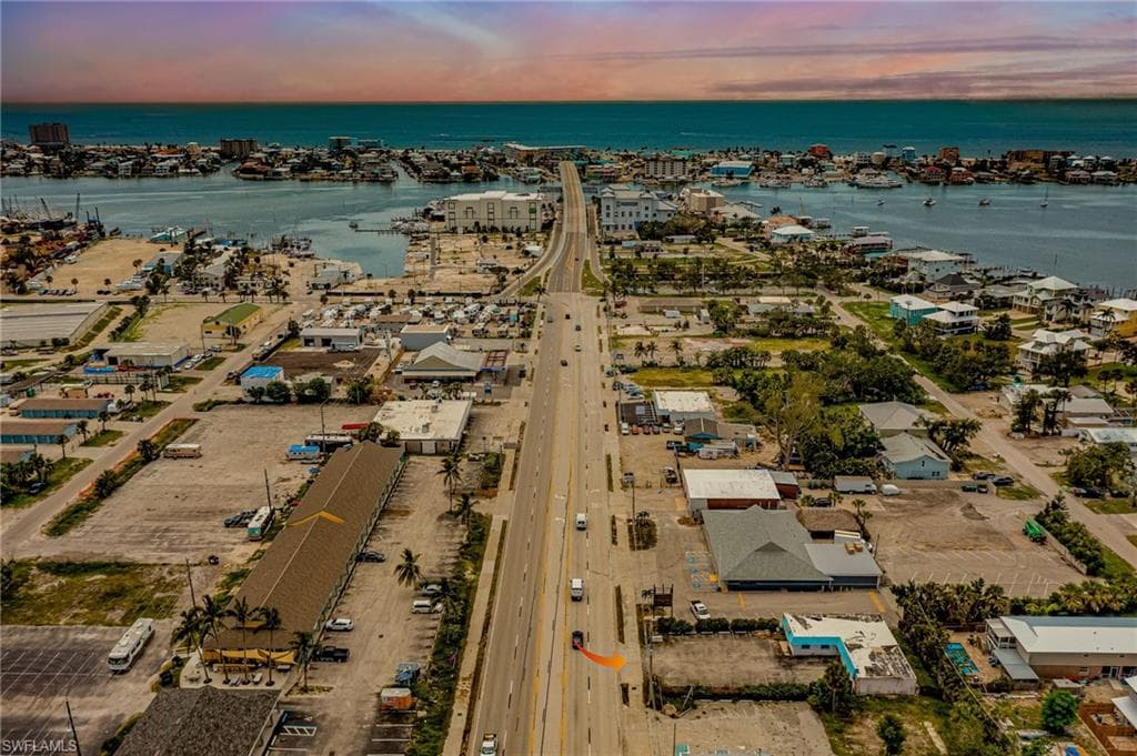 19050 San Carlos BLVD FORT MYERS BEACH, FL 33931