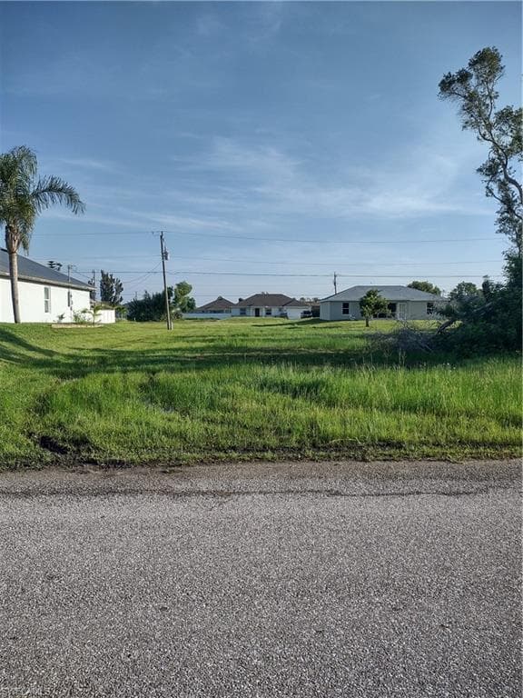 2725 5th ST CAPE CORAL, FL 33993
