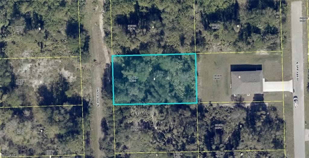 5904 Unice AVE N LEHIGH ACRES, FL 33971