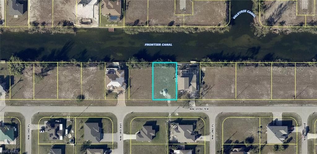 223 NW 19th TER CAPE CORAL, FL 33993
