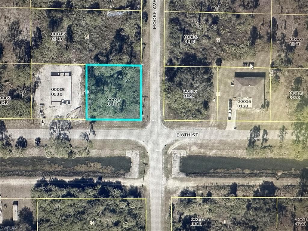 Corner Lot (MOORE AVE AND E 8TH ST) LEHIGH ACRES, FL 33972