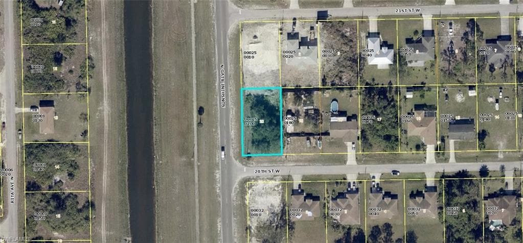 3318 20th ST W LEHIGH ACRES, FL 33971