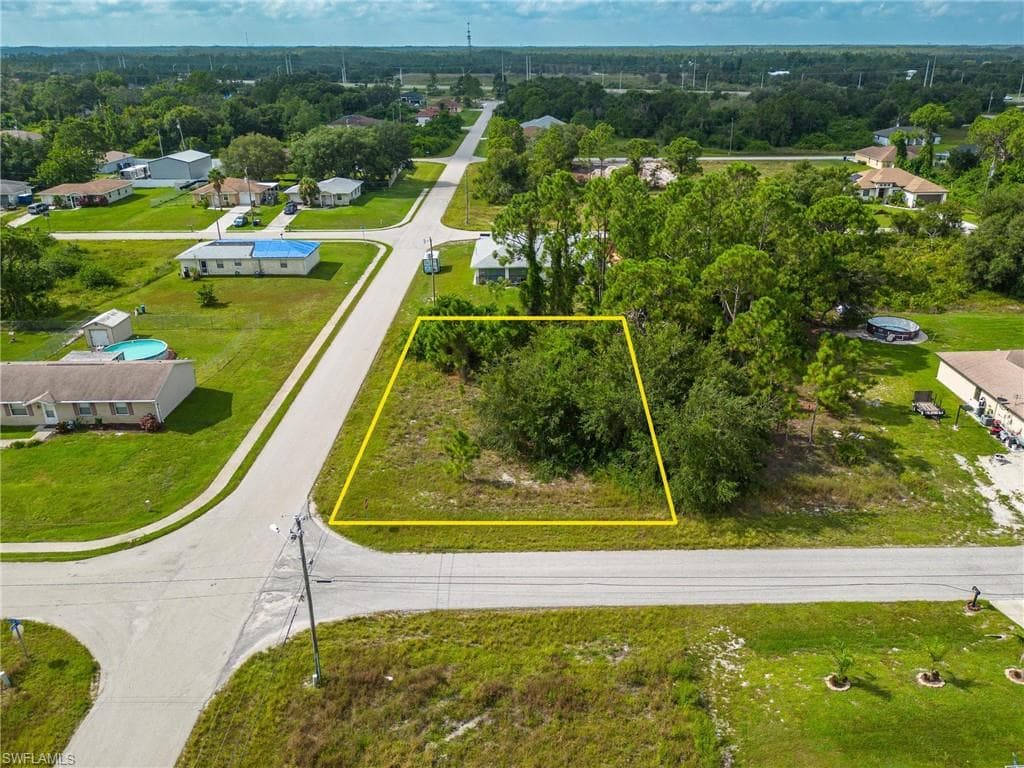 4001 34th ST SW LEHIGH ACRES, FL 33976