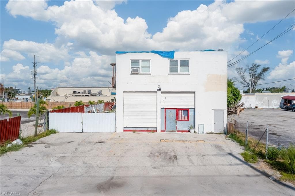 815 Buttonwood DR FORT MYERS BEACH, FL 33931