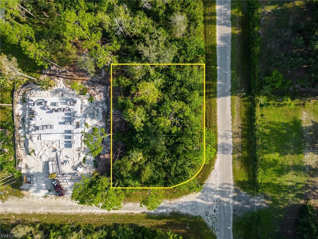 300 Stonybrook AVE LEHIGH ACRES, FL 33972