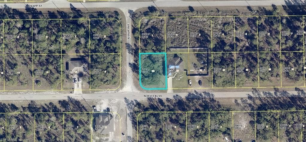645 Nimitz BLVD LEHIGH ACRES, FL 33974