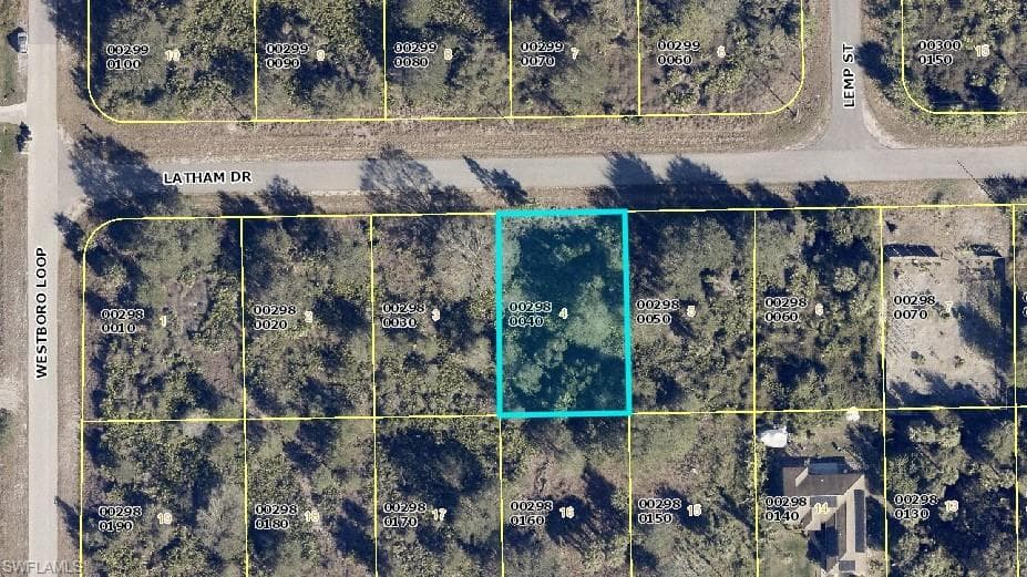1981 Latham DR LEHIGH ACRES, FL 33972