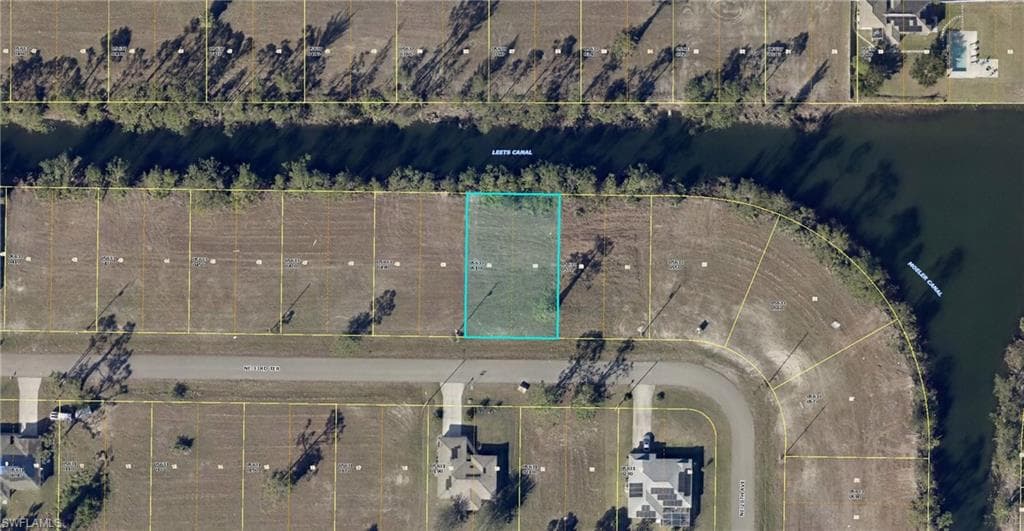 1925 33rd TER CAPE CORAL, FL 33909