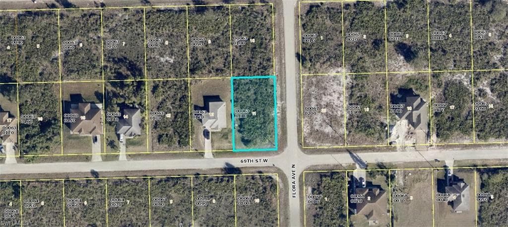 2700 69th ST W LEHIGH ACRES, FL 33971