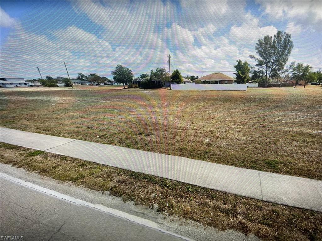 2139 Skyline BLVD CAPE CORAL, FL 33991