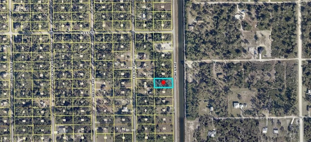 2011 Hines AVE ALVA, FL 33920
