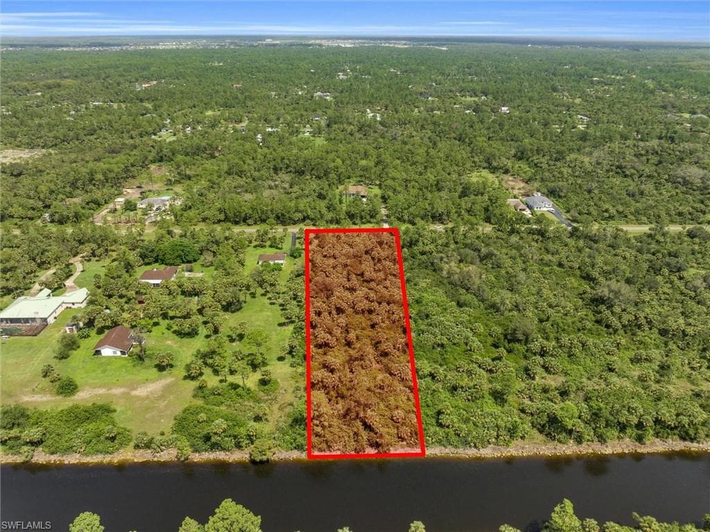 1860 10th AVE NE NAPLES, FL 34120