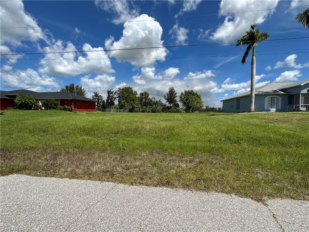 2037 NW 3rd ST CAPE CORAL, FL 33993