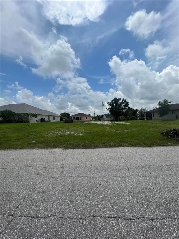 1860 NE 23rd ST CAPE CORAL, FL 33909