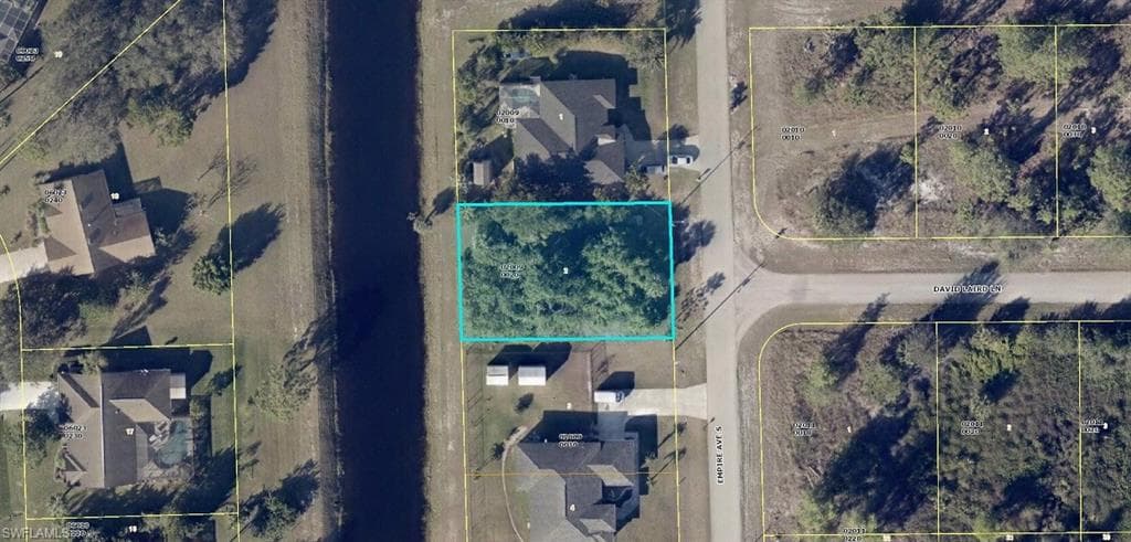 544 Empire AVE S LEHIGH ACRES, FL 33974