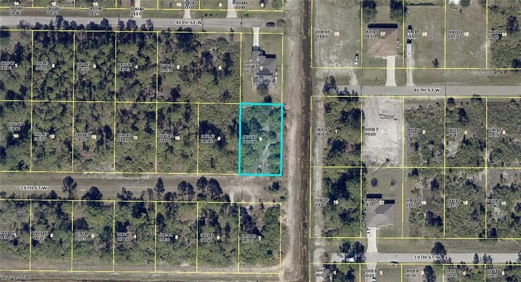 3100 39th ST W LEHIGH ACRES, FL 33971