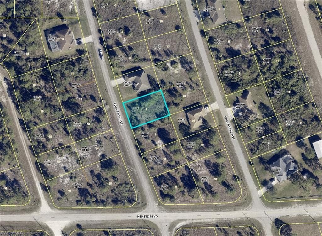 979 Edgerton AVE LEHIGH ACRES, FL 33974
