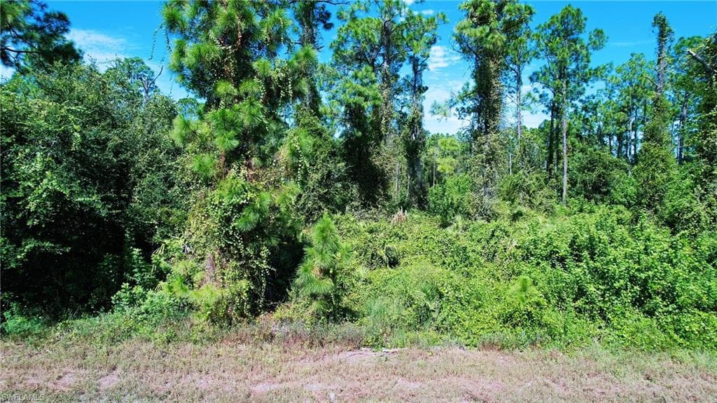 520 Osage AVE S LEHIGH ACRES, FL 33974