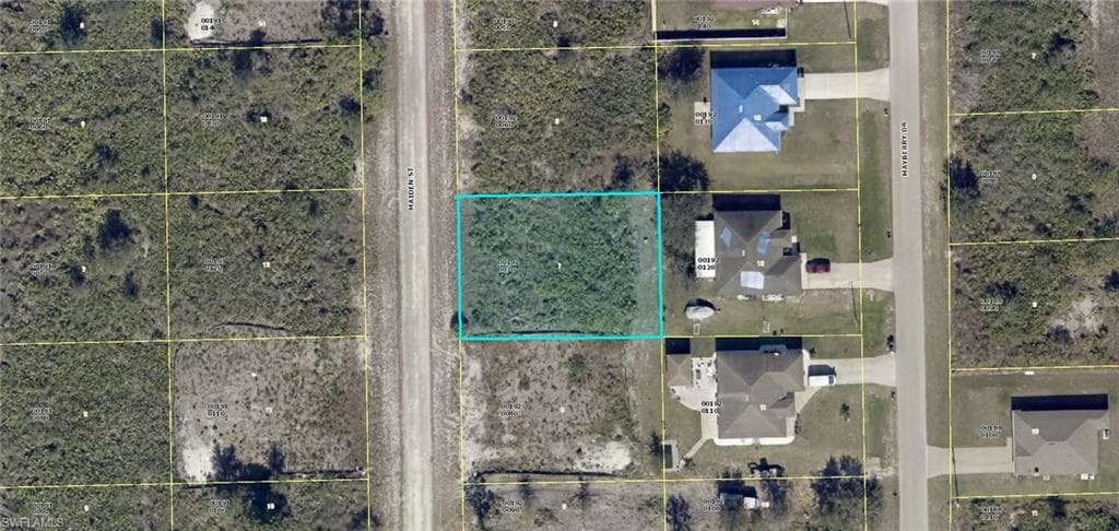 1860 Maiden ST LEHIGH ACRES, FL 33972