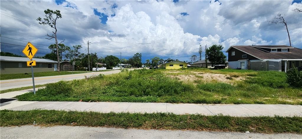 5523-5525 10th AVE FORT MYERS, FL 33907