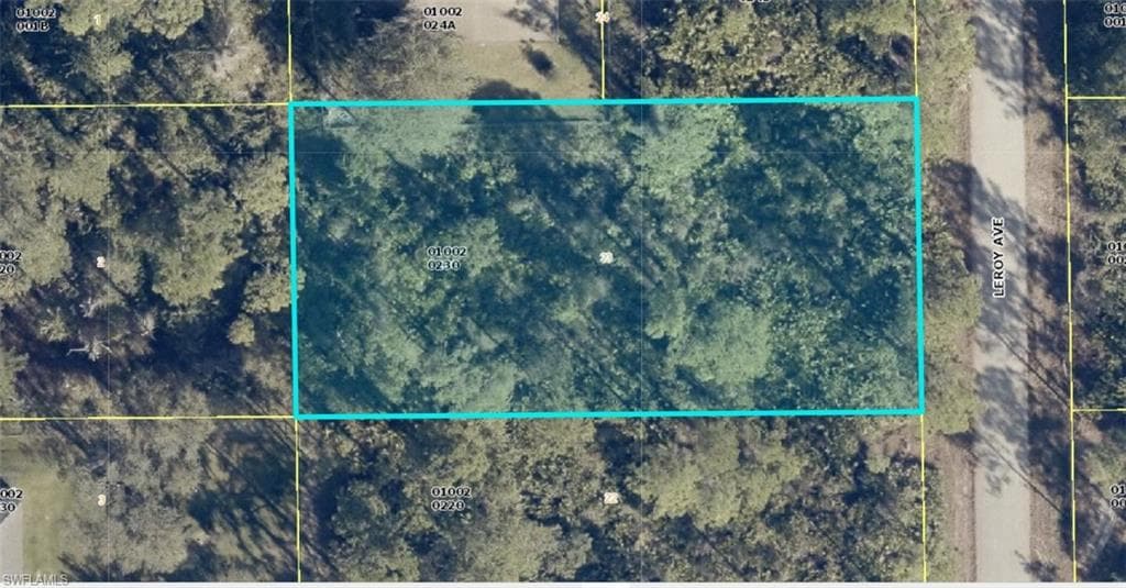 2021 Leroy AVE ALVA, FL 33920