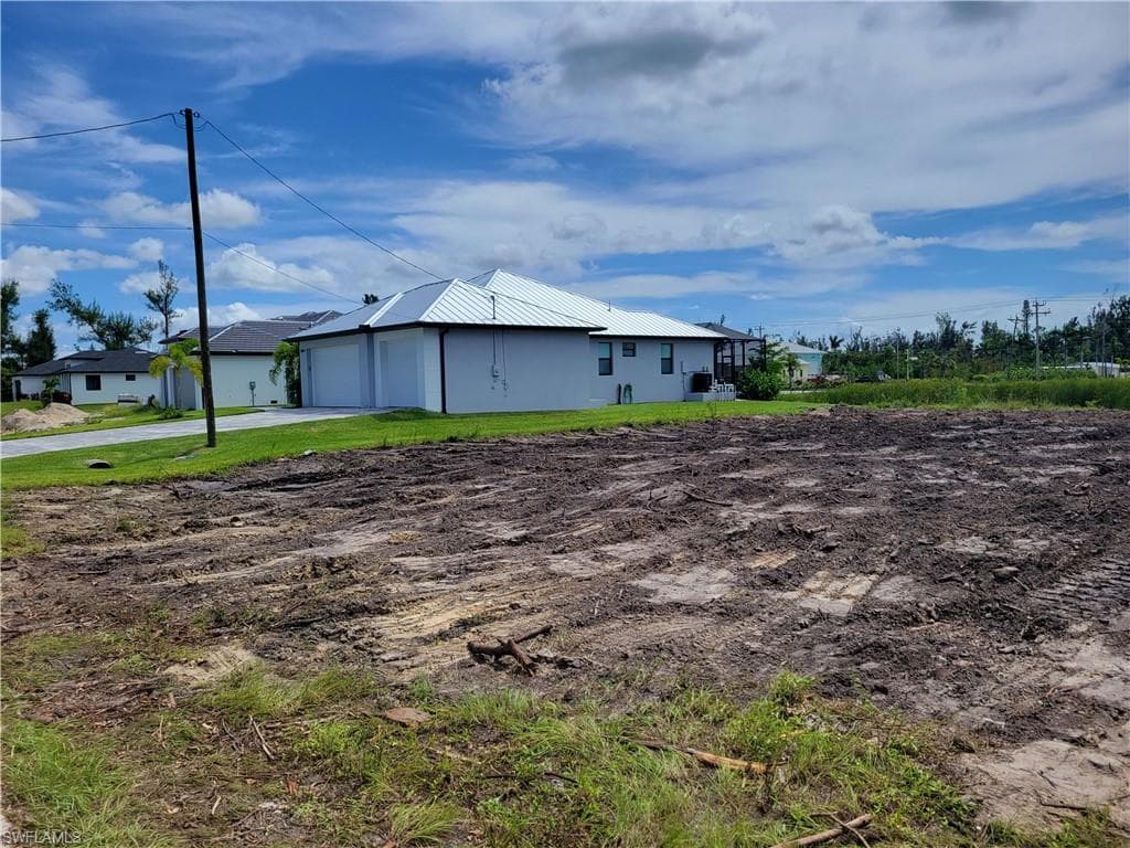 3436 SW 8th ST CAPE CORAL, FL 33991