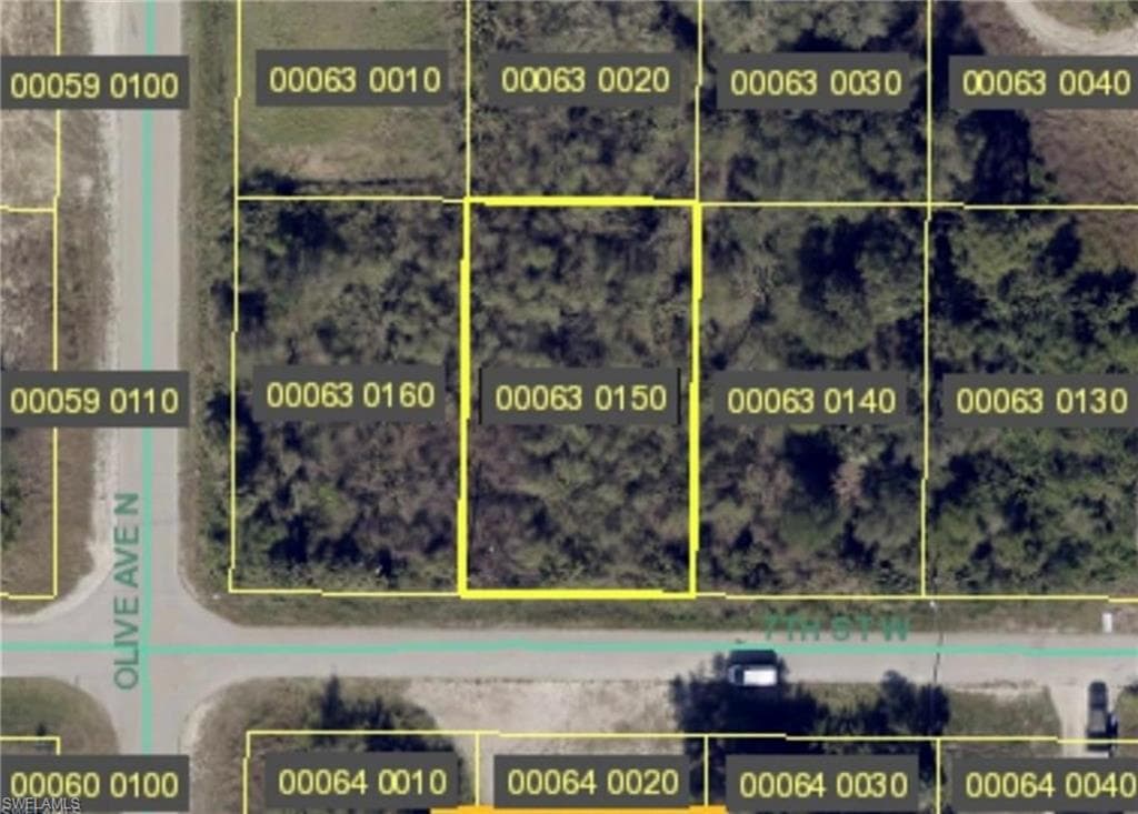 3112 7th ST W LEHIGH ACRES, FL 33971