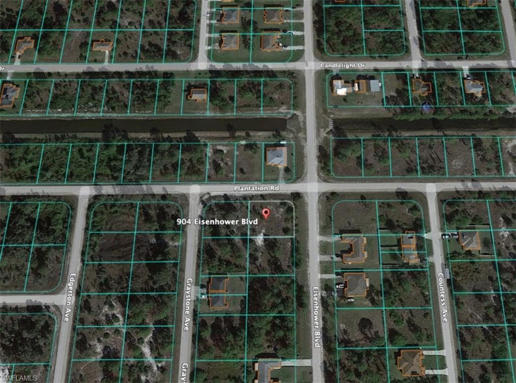 904-906 Eisenhower BLVD LEHIGH ACRES, FL 33974