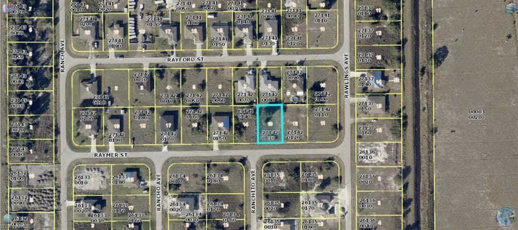 475 Raymer ST LEHIGH ACRES, FL 33974
