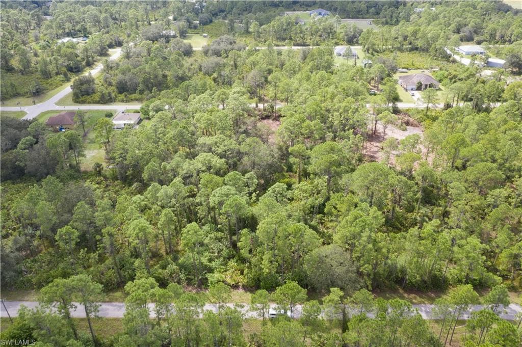 2107 Louis AVE ALVA, FL 33920