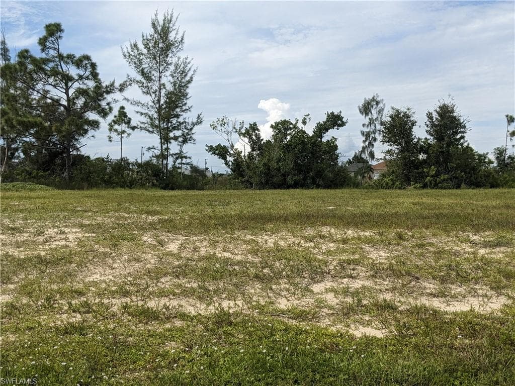 1907 NW 13 TER CAPE CORAL, FL 33993