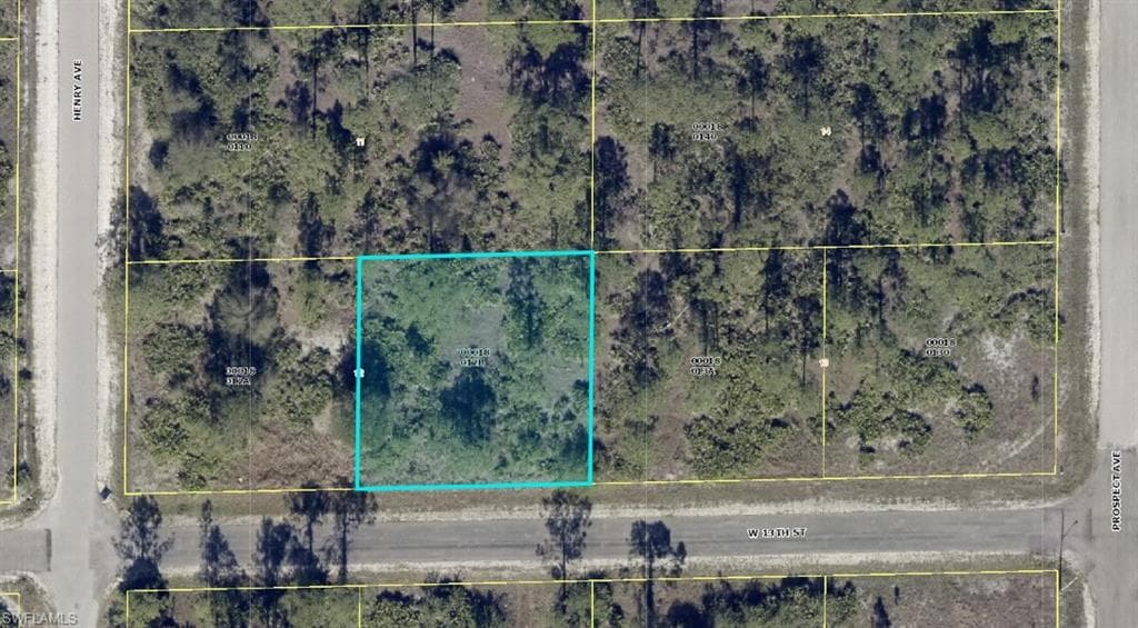 504 W 13th ST LEHIGH ACRES, FL 33972