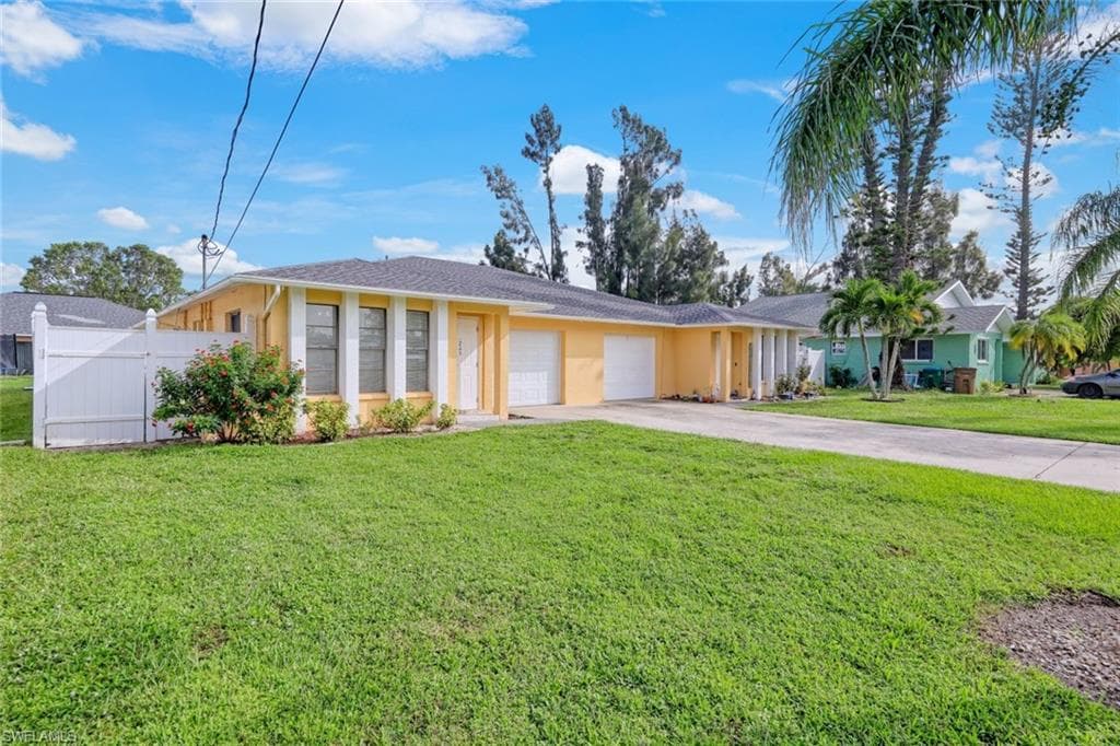705-707 SE 5th ST CAPE CORAL, FL 33990