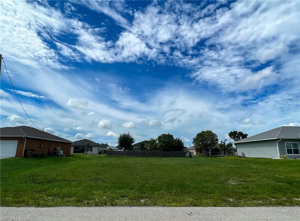 2108 NE 5th PL CAPE CORAL, FL 33909