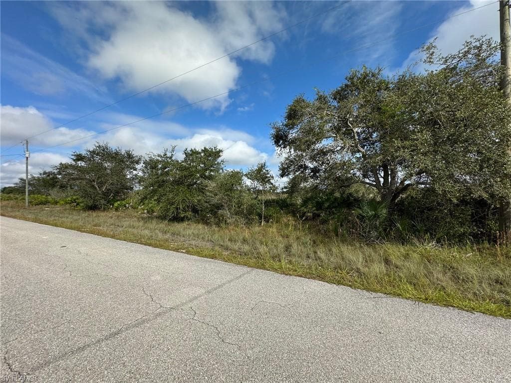 2706 72nd ST W LEHIGH ACRES, FL 33971