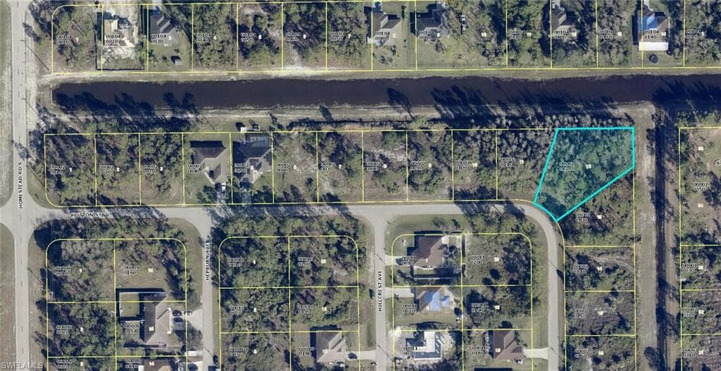 625 Hutton ST LEHIGH ACRES, FL 33974