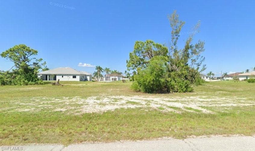 2802 NW 42nd AVE CAPE CORAL, FL 33993