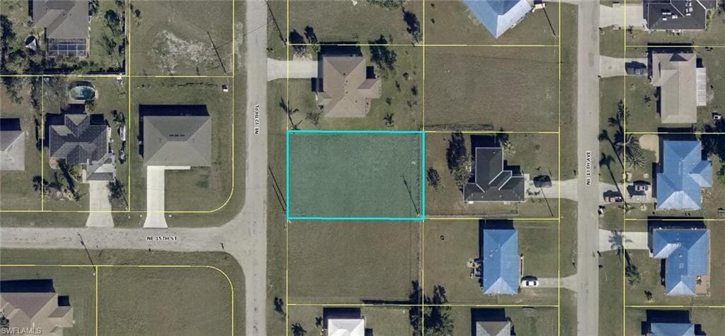 1501 NE 12th PL CAPE CORAL, FL 33909