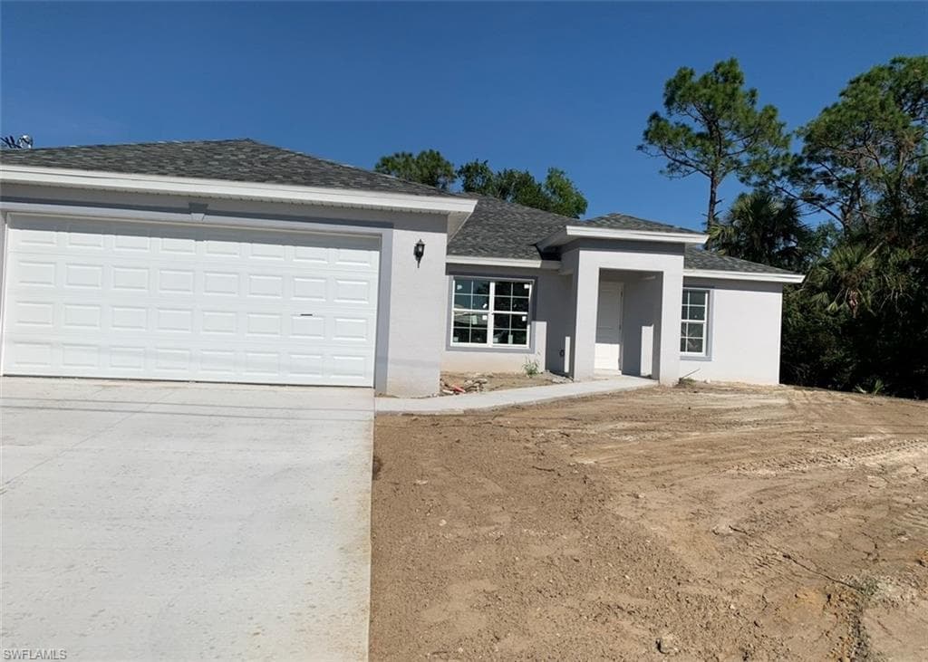 2808 31st ST W LEHIGH ACRES, FL 33971