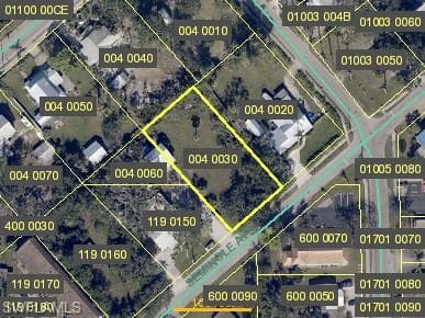 3583 Seminole AVE FORT MYERS, FL 33916