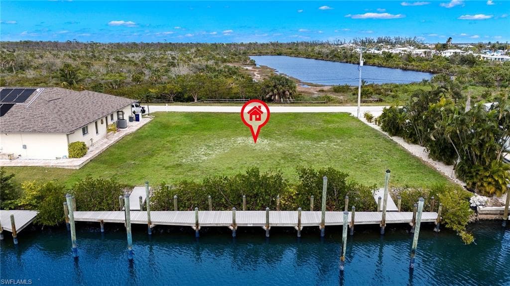 3831 Galt Island AVE ST. JAMES CITY, FL 33956
