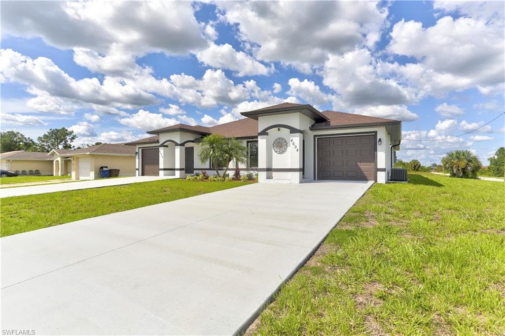 4549/4551 Leonard BLVD S LEHIGH ACRES, FL 33973