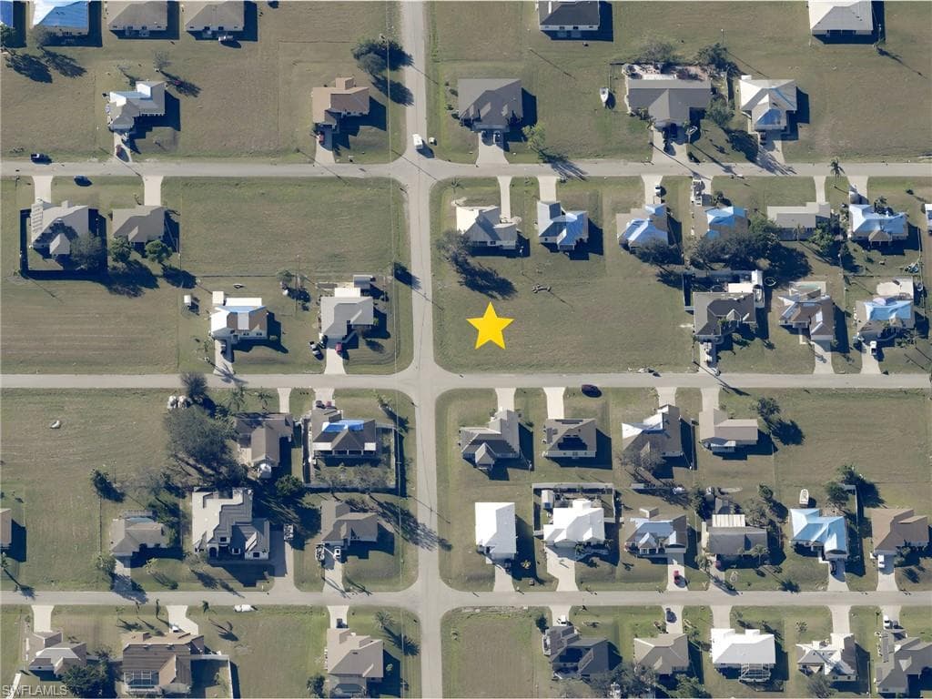 2116 NE 9th AVE CAPE CORAL, FL 33909