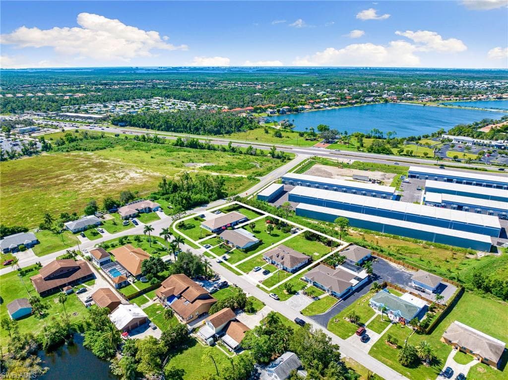 17430/432 Carnegie CIR FORT MYERS, FL 33967