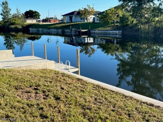 1805 NE 1st AVE CAPE CORAL, FL 33909
